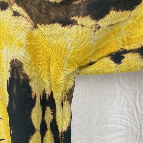 John Mark Yellow and Black Tie-Dye Tunic - Picture 13 of 15